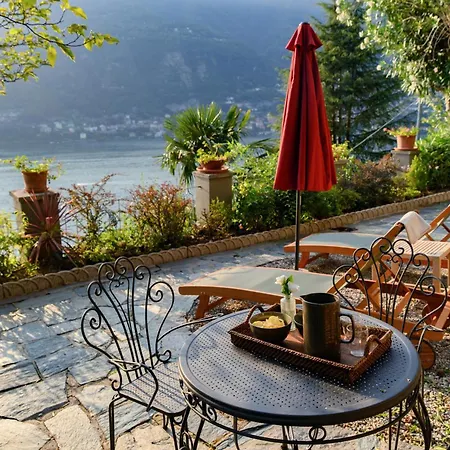 Villa La Solitaria - By Myhomeincomo