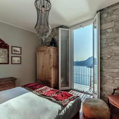 Villa La Solitaria - By Myhomeincomo Blevio