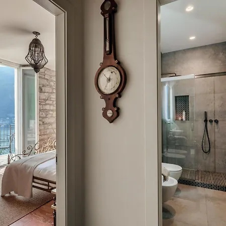 Villa La Solitaria - By Myhomeincomo