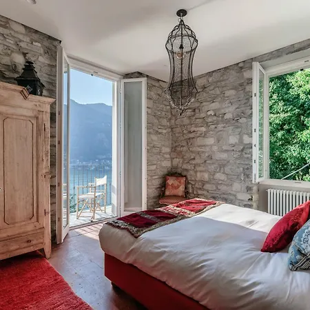 Villa La Solitaria - By Myhomeincomo Blevio